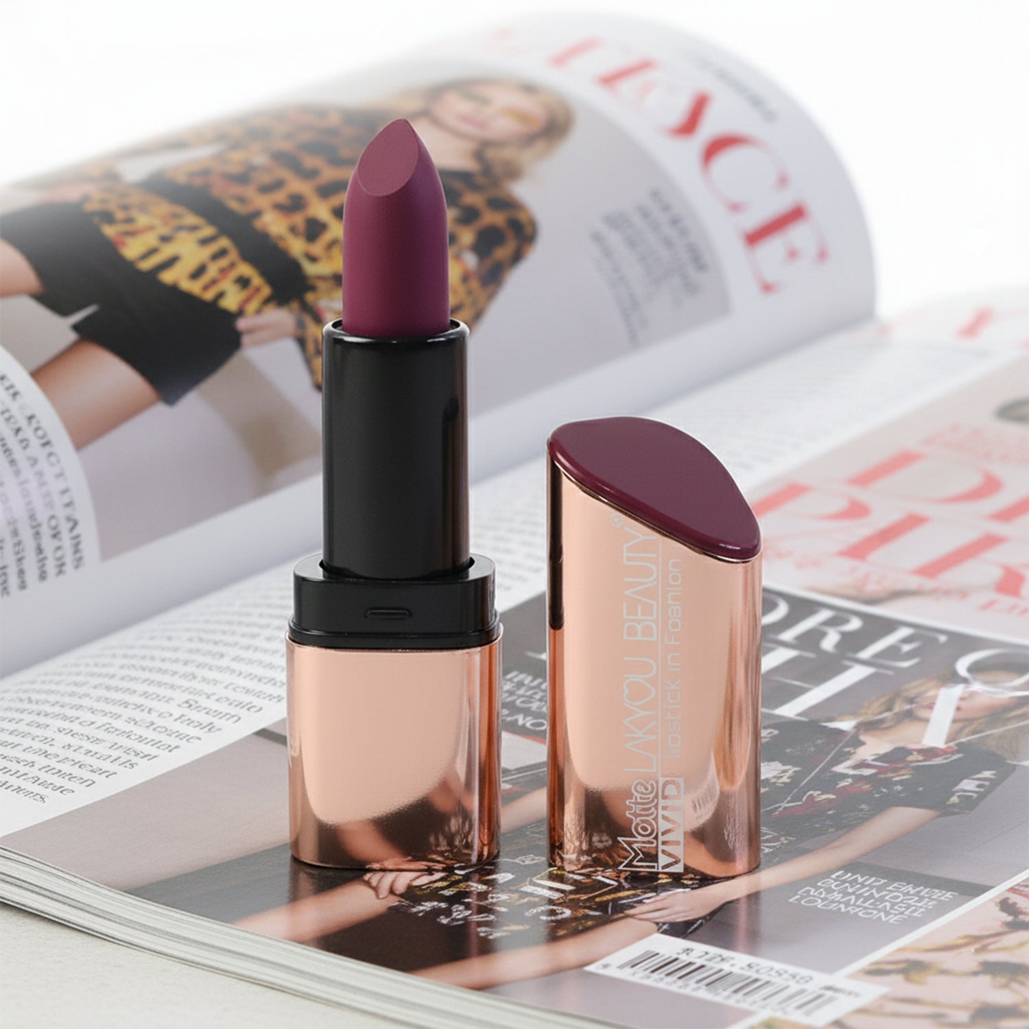 Vivid Matte Mix-color Lipstick (1 Pc)